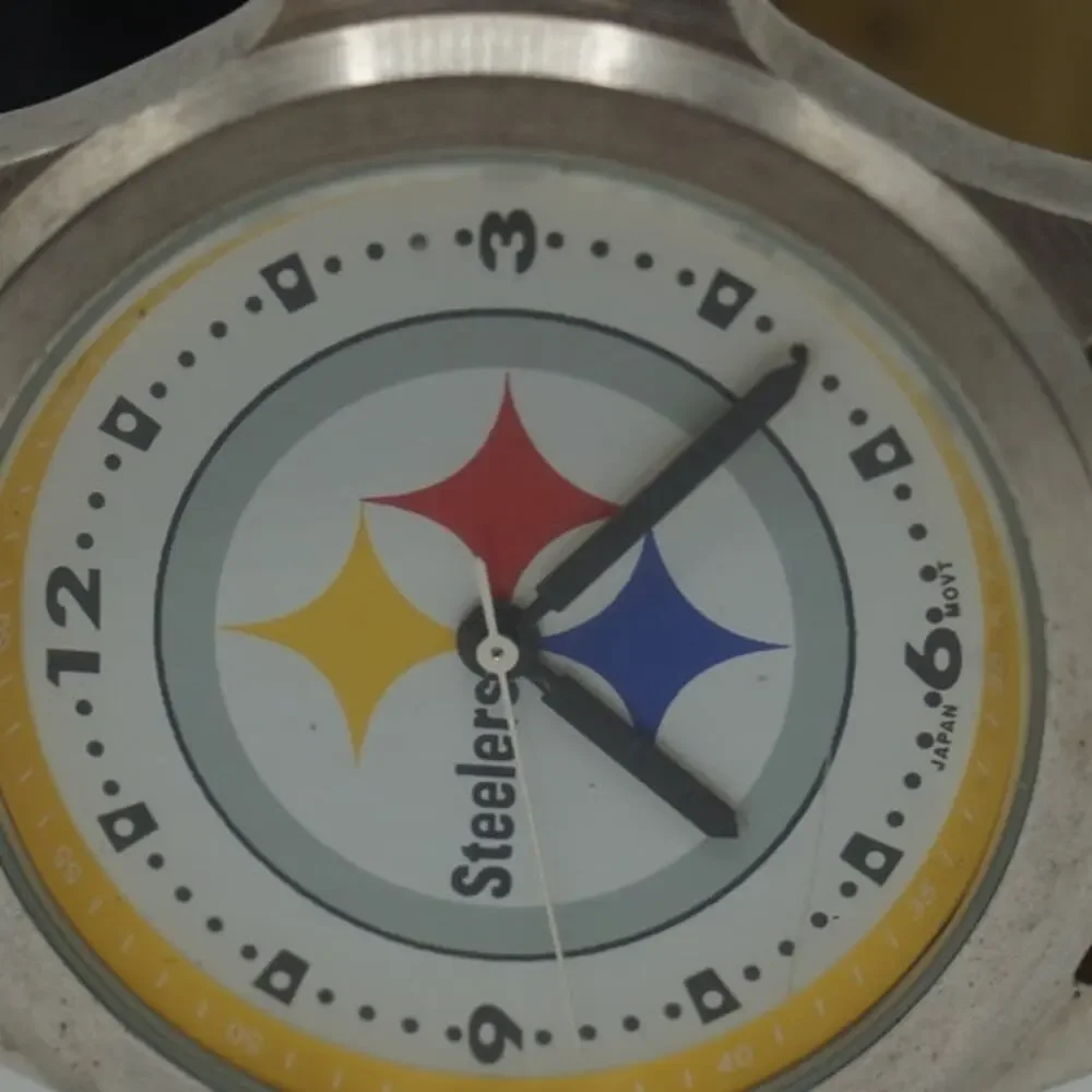 Pittsburgh Steelers Black Leather Strap Quartz Watch